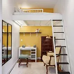 Unique Garden House - Heart Of Paris